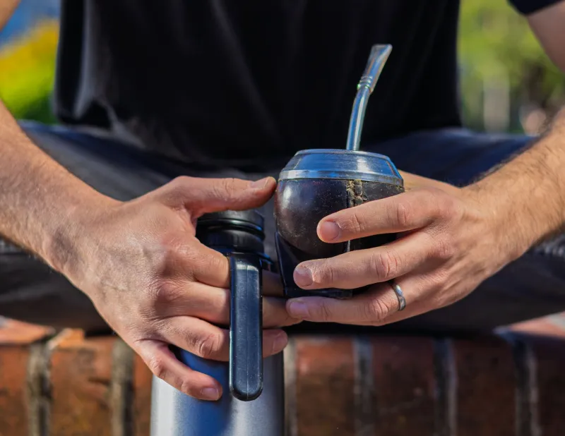 The Lab Flask That Accidentally Fed a Nation: The Thermos's Unlikely Journey from Science to Lunchbox